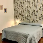 Mary Shelley - Elegant 2 Bedrooms With Balcony